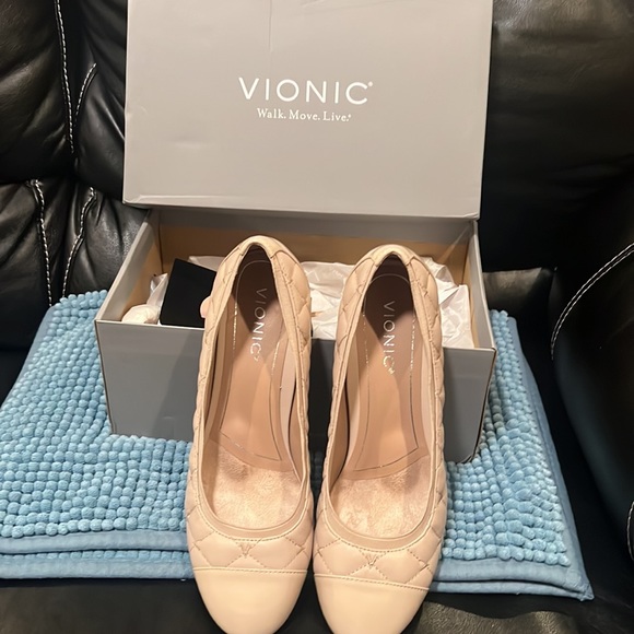 VIONIC Women’s cream size 9 - Picture 2 of 4